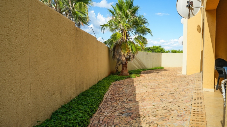 13 Bedroom Property for Sale in Doringkruin North West